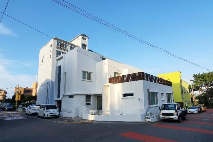 Jeju Guesthouse Togŭnnae Buitenkant foto
