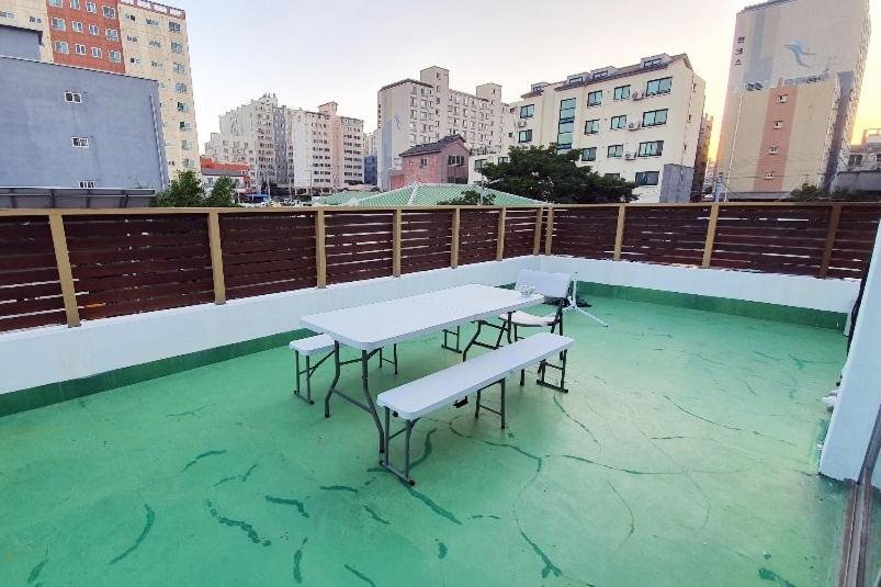 Jeju Guesthouse Togŭnnae Buitenkant foto