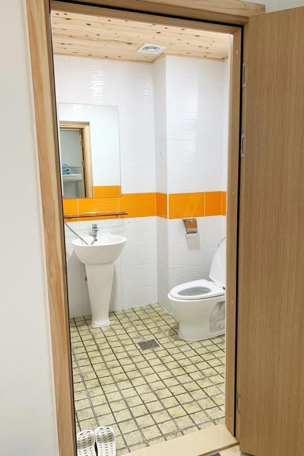 Jeju Guesthouse Togŭnnae Buitenkant foto