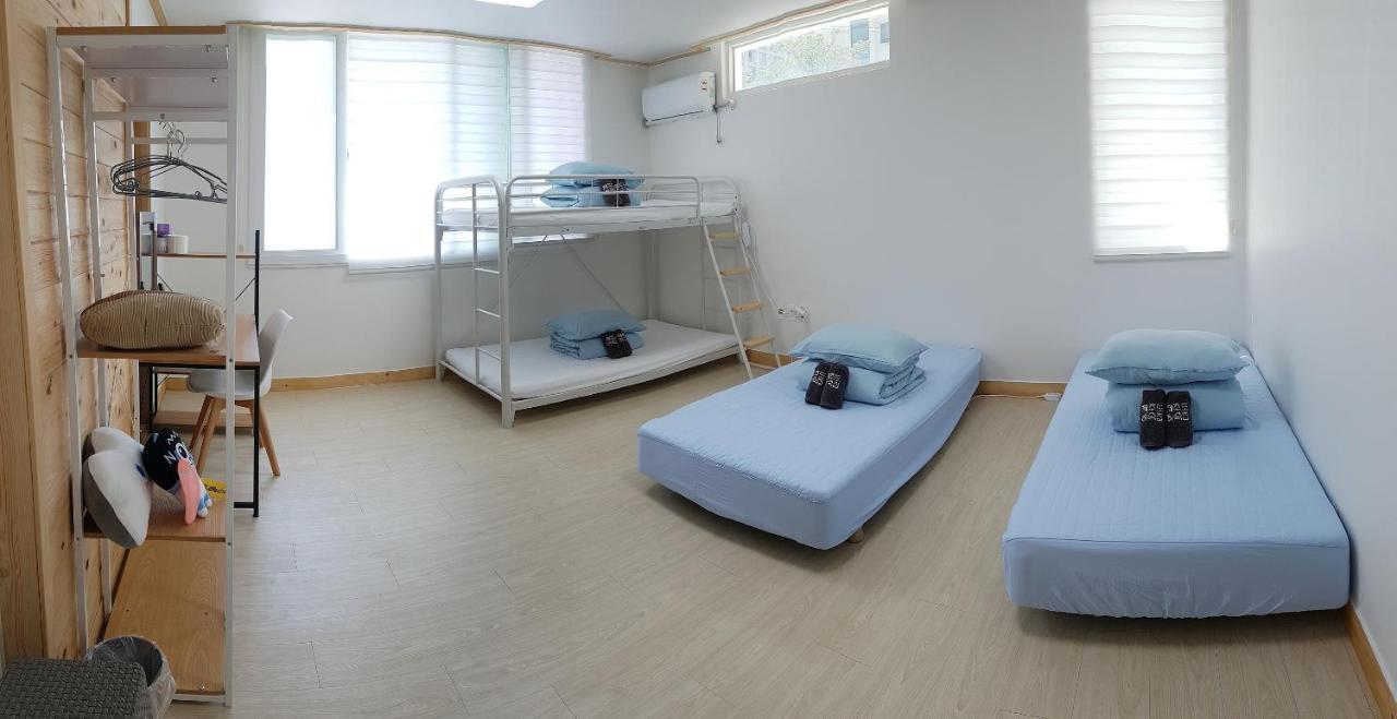 Jeju Guesthouse Togŭnnae Buitenkant foto